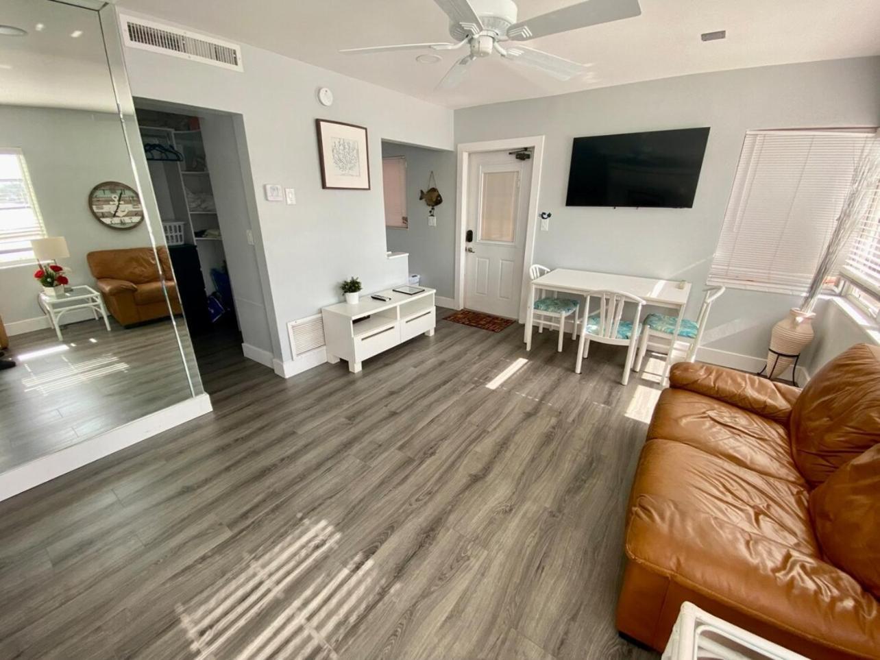 폼파노 비치 Studio Intracoastal Views! 5 Min Walk To The Beach 빌라 외부 사진